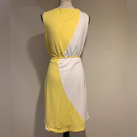 Chic Color Block Midi Dress in Yellow and White - Picture 2 of 11